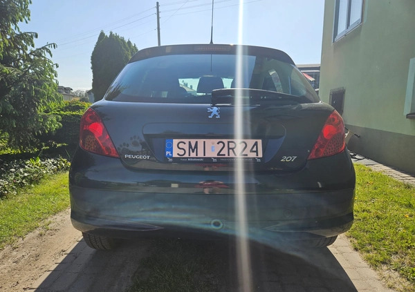 Peugeot 207 cena 13000 przebieg: 127000, rok produkcji 2008 z Kielce małe 121